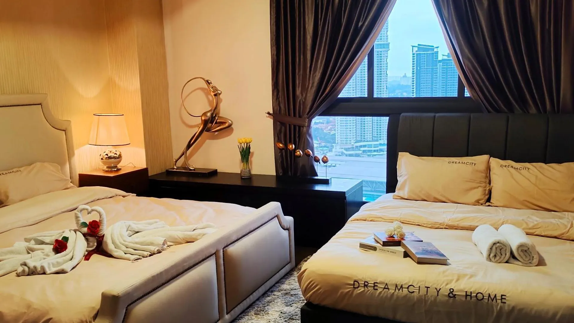 דירה ג'והור בהרו V Summerplace Duplex Units By R9 Homestay